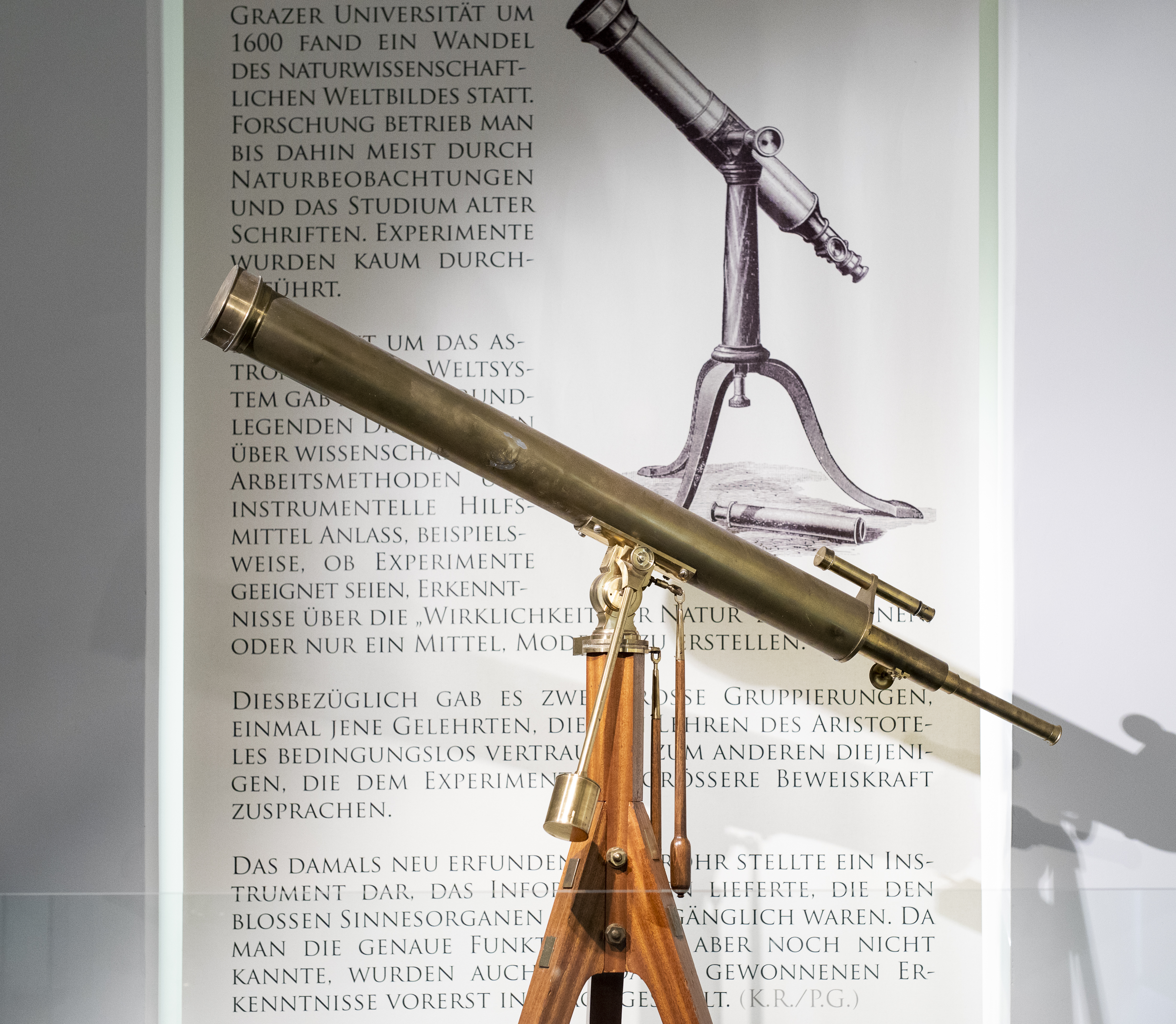 Astronomisches Fernrohr ©KANIZAJ | 2019