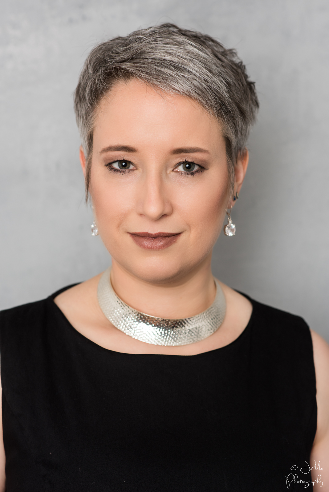 Porträtfoto Elke Höfler