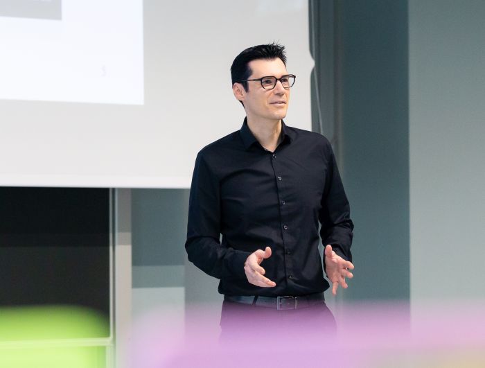 Roland Grabner im Hörsaal ©UniGraz - Manuel Feldbaumer