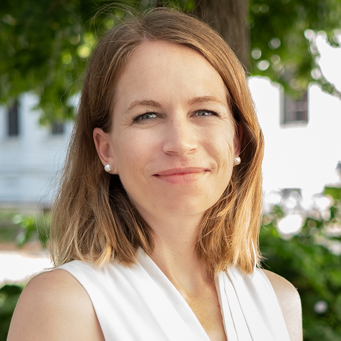 Anne Schubert, Institut für Öffentliches Recht und Politikwissenschaft