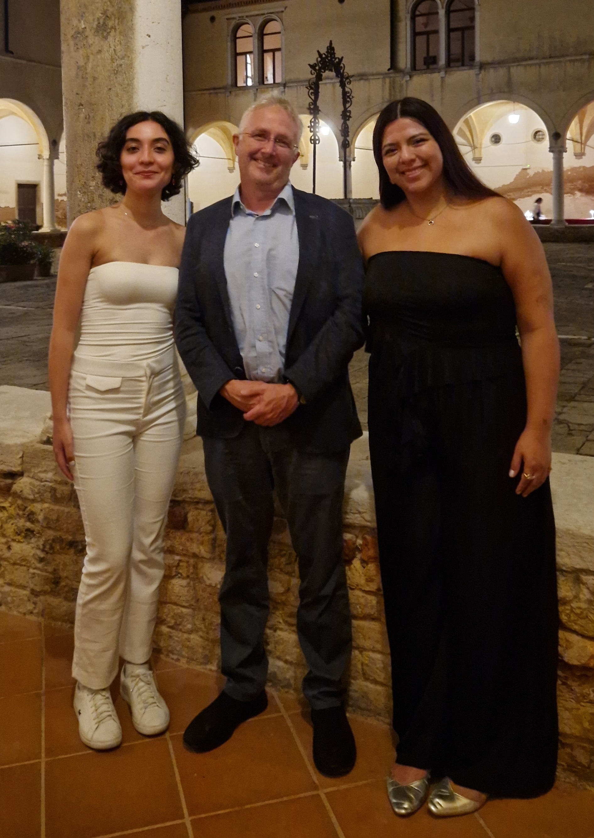 Sofia, Beatriz and Gerd Oberleitner at the Global Campus ©Photo: Global Campus