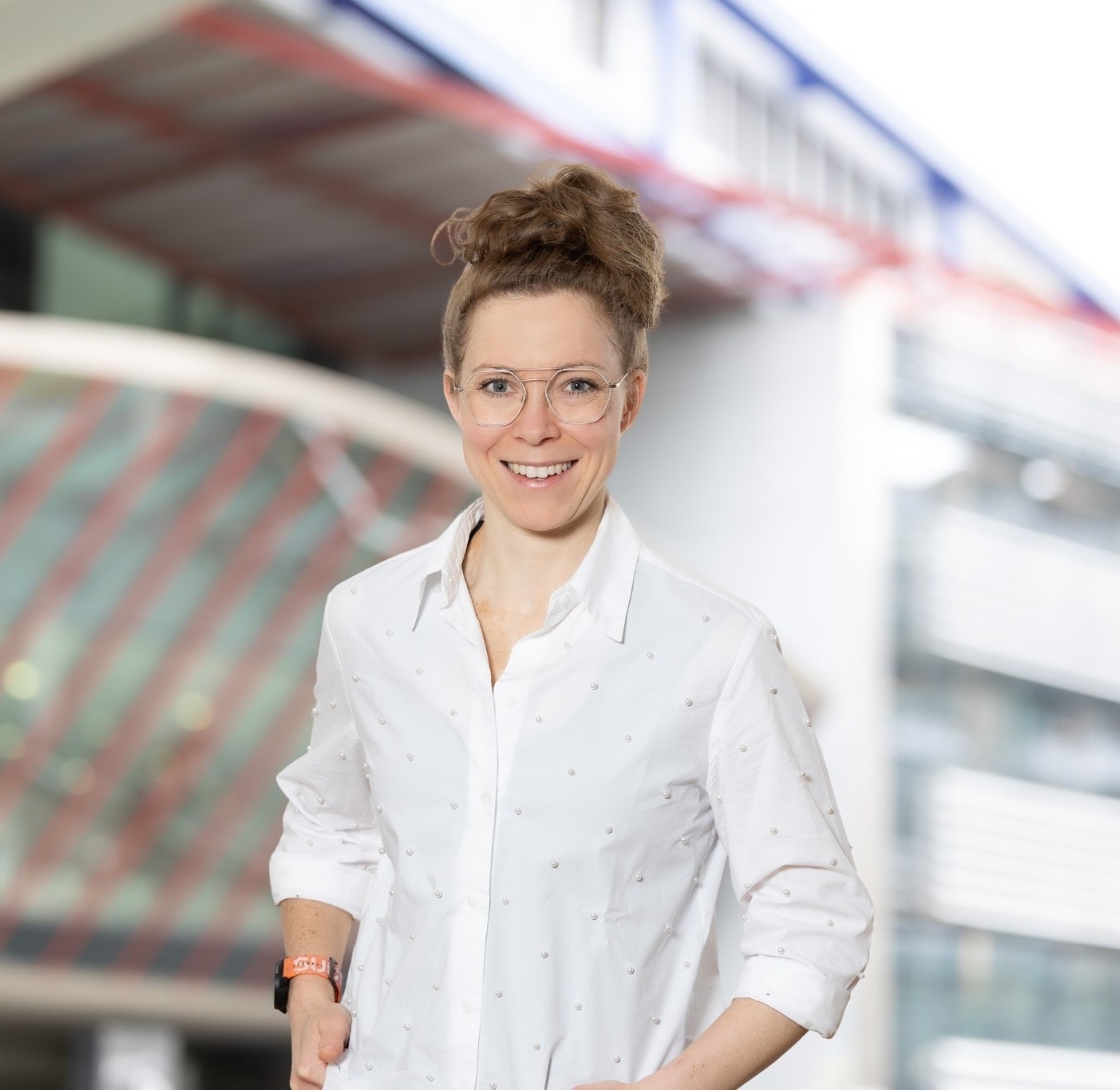Porträtbild zeigt Dr. Annika Ebert