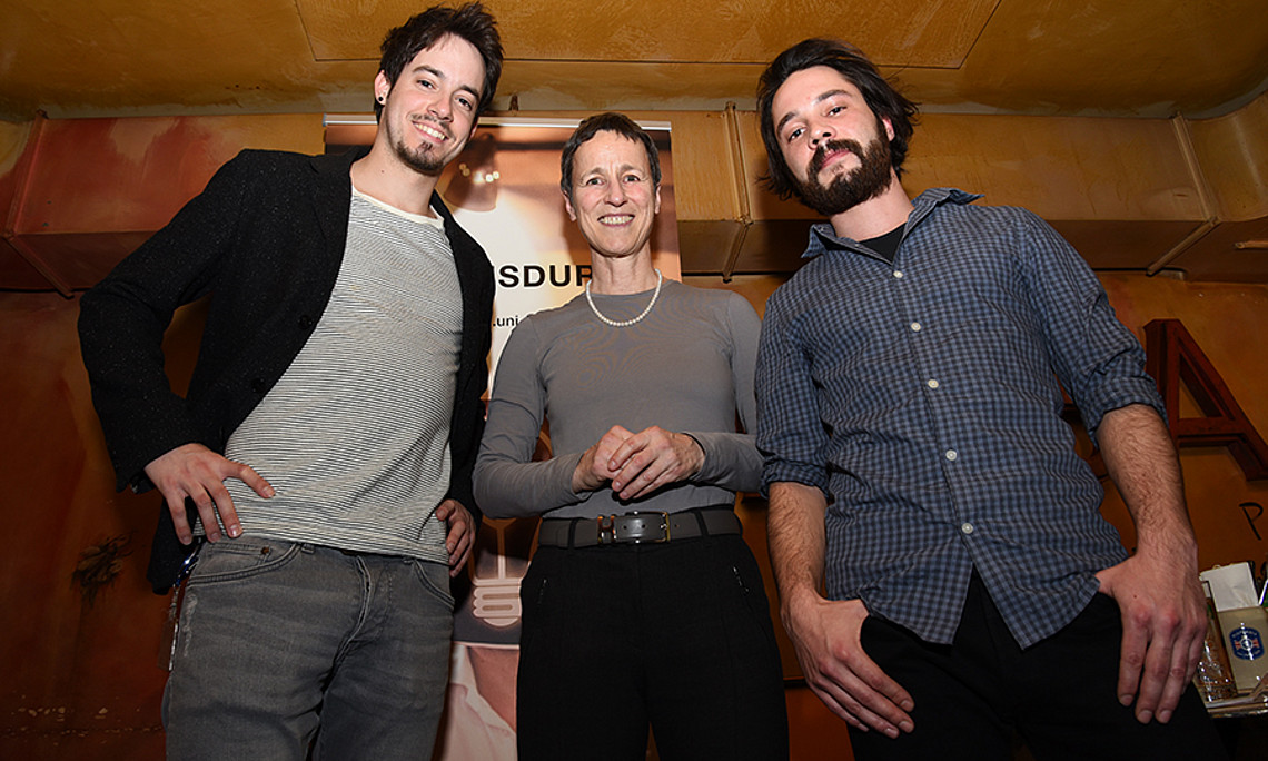 Lukas Grumet, Sylvia Titze und Christian Fercher (v.l.) stillten im "Brot & Spiele" den Wissensdurst über das optimale Ausmaß an Bewegung. Foto: Uni Graz/Schweiger