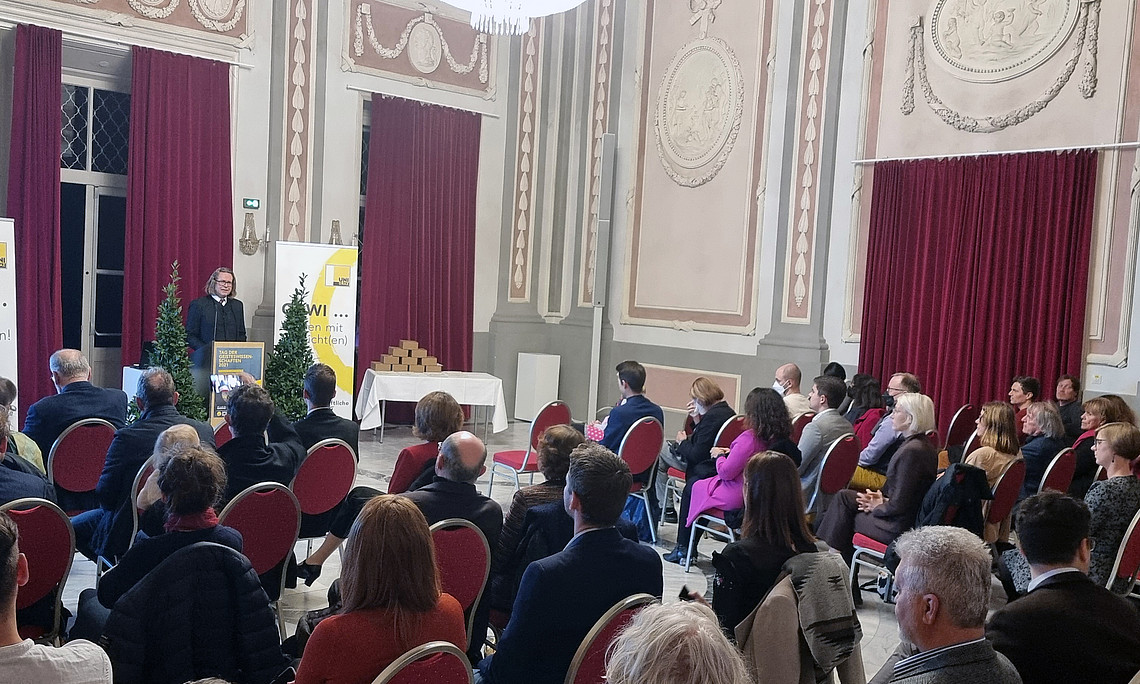 Rektor Martin Polaschek beim Tag der GEWI im Meerscheinschlössl (Foto: Uni Graz/Hirtenfellner)