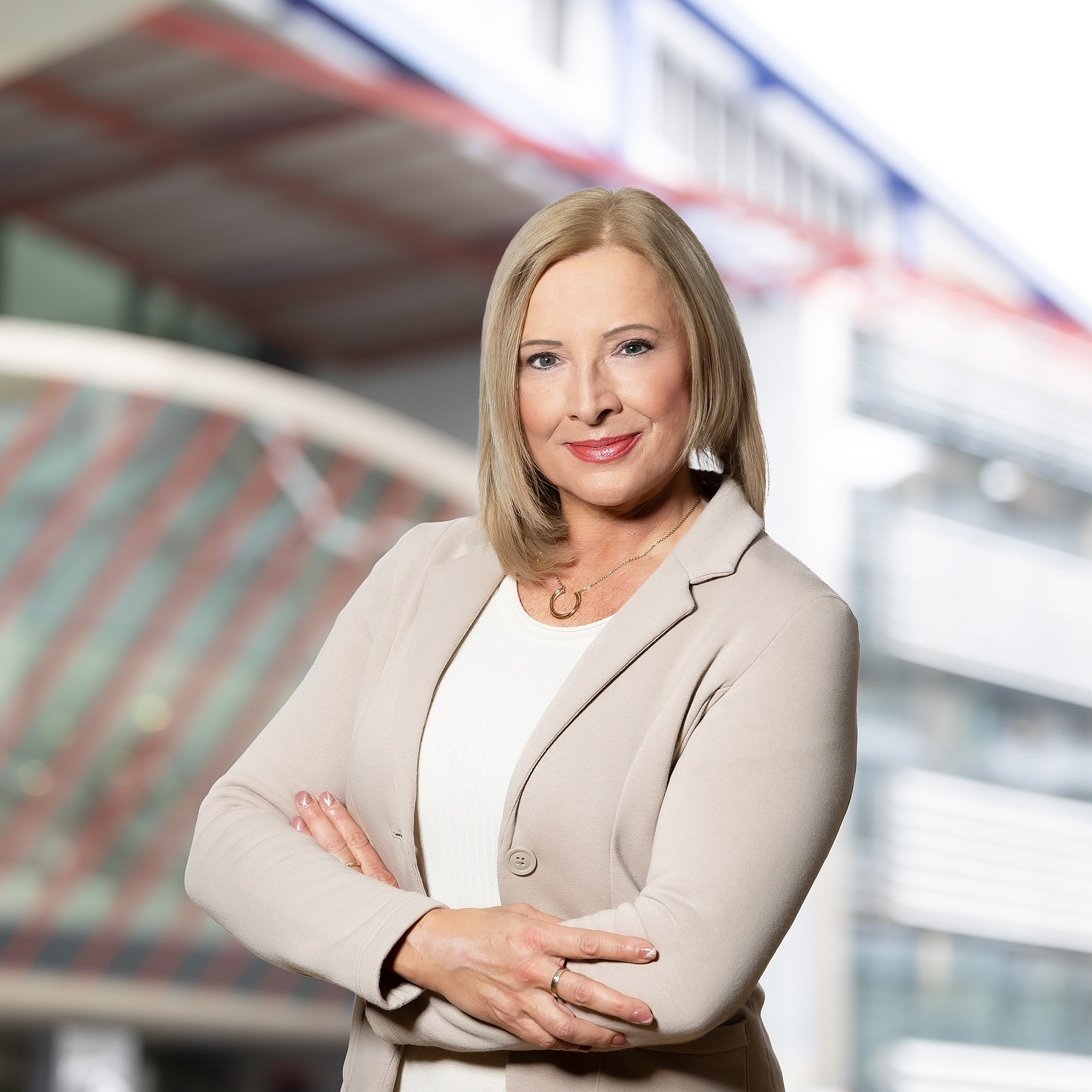 Portraitfoto Elke Efferl