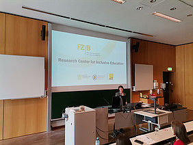 Barbara Gasteiger-Klicpera stellt das FZIB bei der TEPE22 vor/Foto Copyright S. Kopp-Sixt