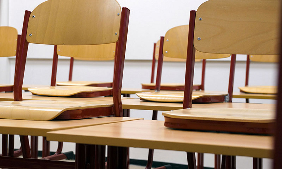 Leere Klassenräume haben die meisten SchülerInnen heuer sehr belastet. Psychologin Manuela Paechter erklärt warum und was man dagegen tun kann. Foto: Pexels
