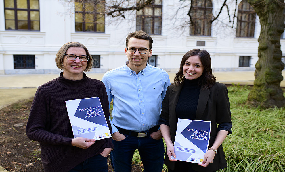 Das Projektteam: Bettina Kubicek, Simon Sarcletti und Andrea Noja (von links)