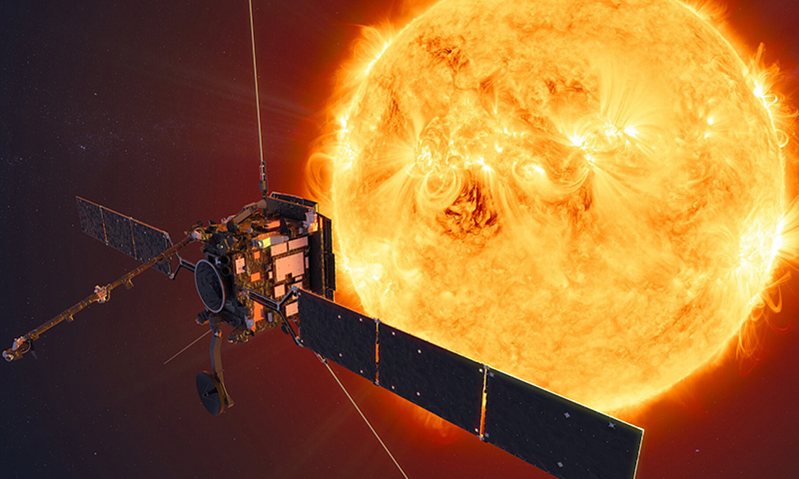 Was bewegt die Sonne dazu, Plasma abzuschleudern? Wie erzeugt und verändert die Sonne die riesige Plasmablase, in die unser Planetensystem eingebettet ist? Mit diesen Fragen beschäftigt sich Astrophysikerin Astrid Veronig - diese Woche Gast im "Hör-Saal". Foto: ESA. 