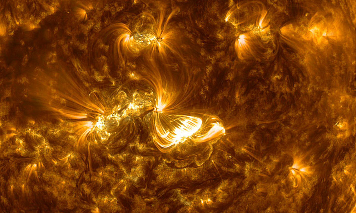 Der Sonnensturm vom 7. Jänner 2014 entstand aus einem koronalen Massenauswurf in Richtung Erde, wurde aber offenbar abgelenkt. Foto: Solar Dynamics Observatory, NASA