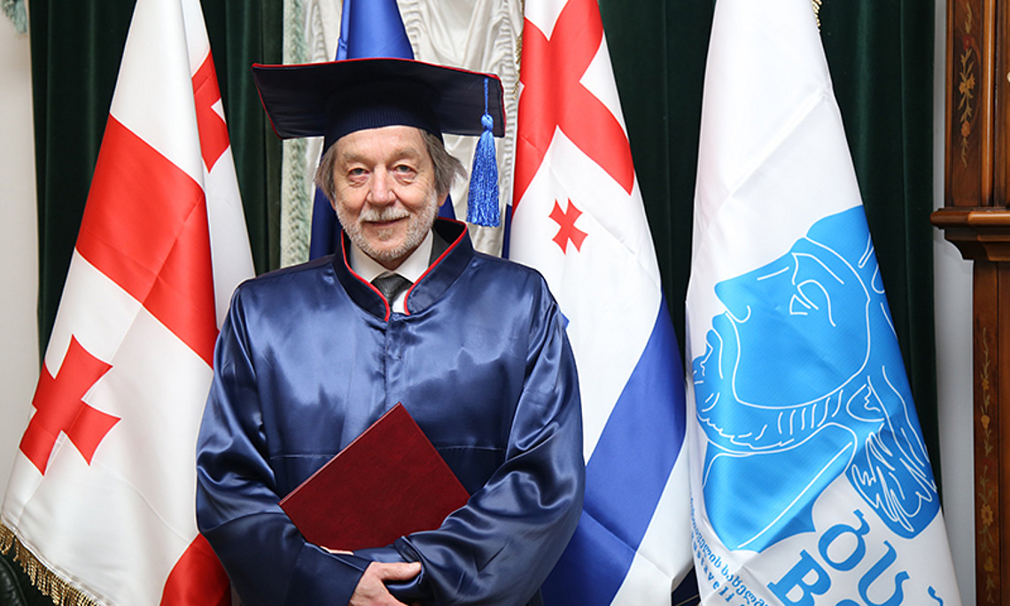 Am 28. Oktober 2019 wurde Karl Kaser das Ehrendoktorats an der Universität Batumi/Georgien verliehen. Foto: Universität Batumi. 