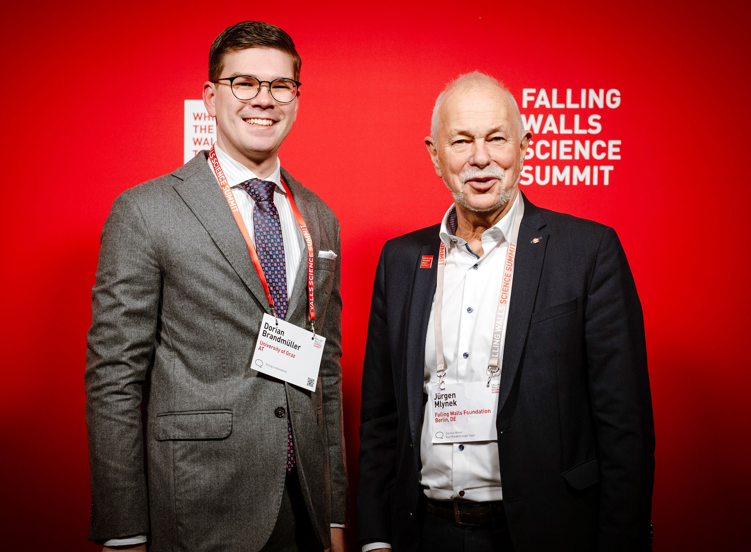 Dorian Brandmüller (links), Jürgen Mlynek (rechts, Kuratoriumsvorsitzender der Falling Walls Foundation) - Bild: Offizielle Pressebilder des Falling Walls Science Summits 2024 ©Sebastian Rau/photothek.de