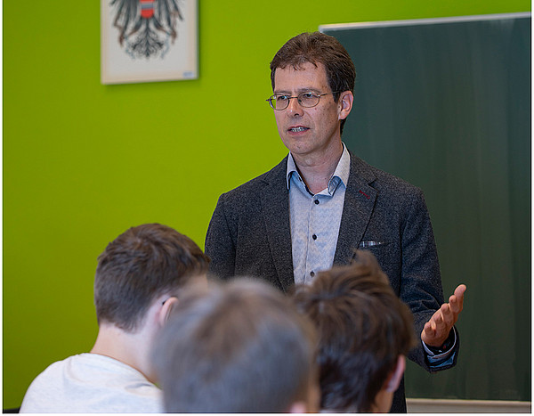 Wolfgang Weirer leitet den Lehrgang "Islamische Religionspädagogik im österreichischen Kontext". Foto: Uni Graz/Lunghammer 