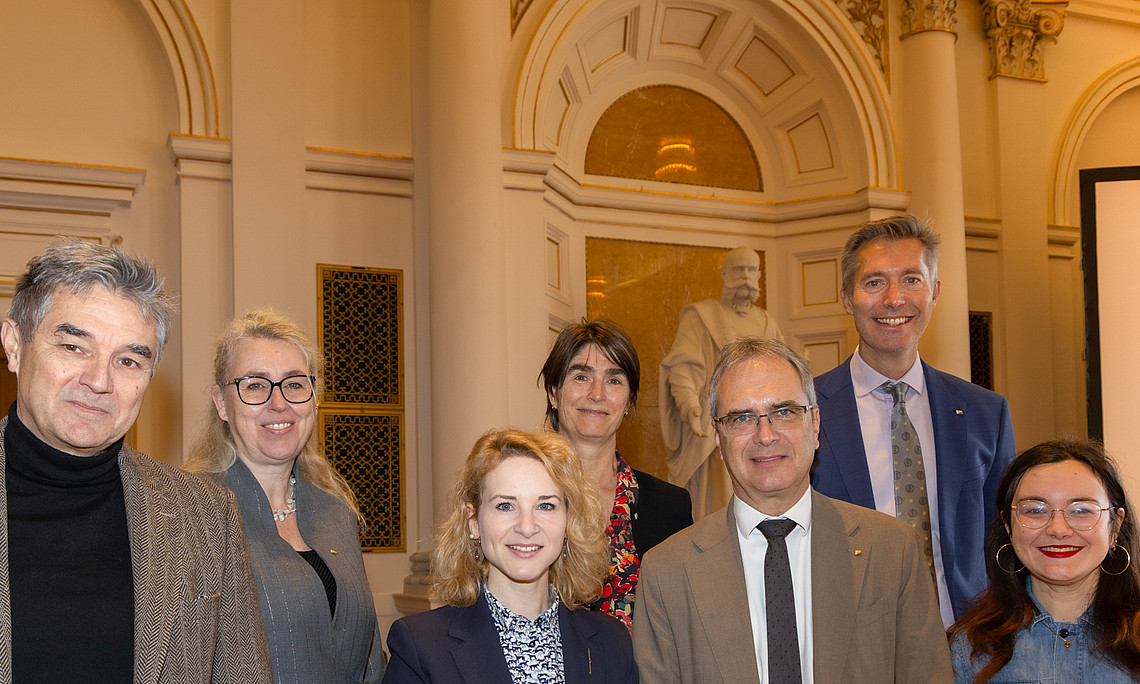 Group photo taken during the minister's visit to the auditorium of the University of Graz