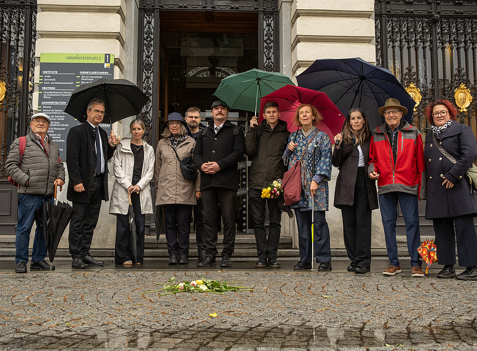 Eine Gruppe von Menschen ©ALEXANDER DANNER