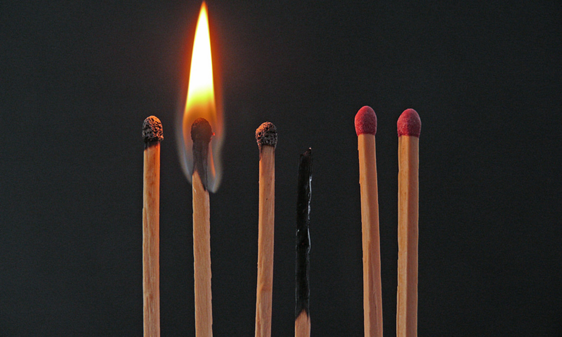 Hilfe bei Burn-out: Durch den Einsatz von Licht wird eine Verbesserung erzielt, haben WissenschafterInnen der Uni Graz herausgefunden. Foto: Lupo/<a href="http://www.pixelio.de">pixelio.de</a>
