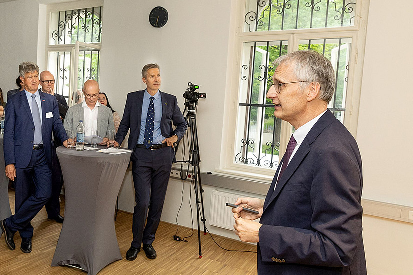 Viktor Mayer-Schönberger beim Netzwerk-Event "Bridging the gap between Technology and Society"