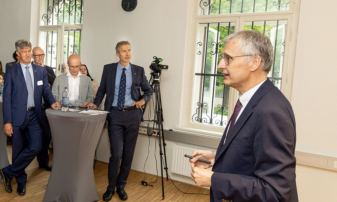 Viktor Mayer-Schönberger beim Netzwerk-Event "Bridging the gap between Technology and Society"