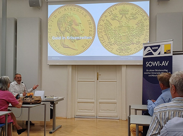 Herr Stolz trägt vor ©Uni Graz/Mag. Dominik Possert