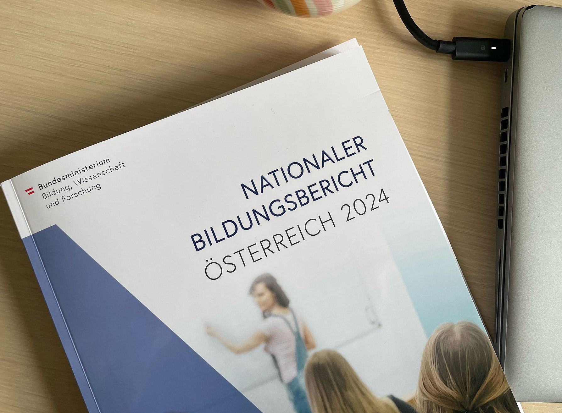 Der Nationale Bildungsbericht 2024 in der gedruckten Ausgabe 