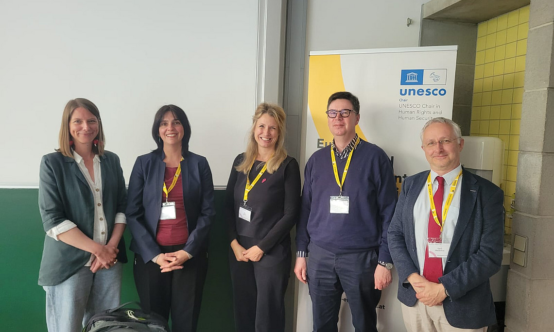 The penalists and Prof. Oberleitner and Dr. Heschl in the seminar room