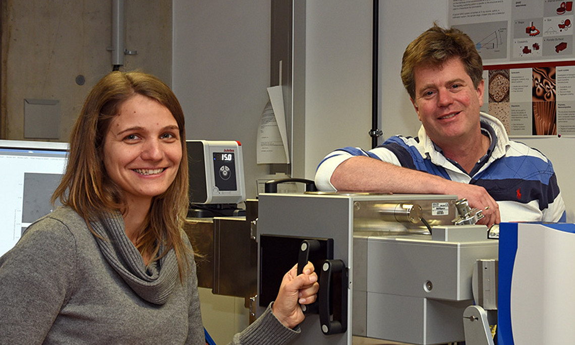 Barbara Eicher und Georg Pabst haben eine Methode zum Nachbau von Zellmembranen gefunden. Foto: Uni Graz/Eklaude