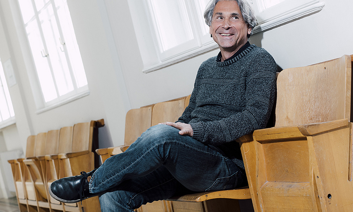 URBI-Dekan Rudolf Egger betonte die Übersetzungsaufgabe von Wissenschaft in unsicheren Zeiten. Foto: Uni Graz/Kanizaj