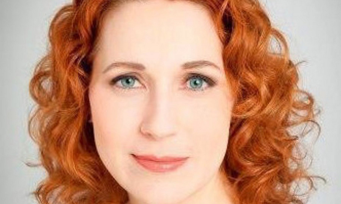 Veronika Schöpf untersucht mit Wiener Kolleginnen, wie der Östradiol-Gehalt in der Pille die Riechleistung von Frauen beeinflusst. Foto: Carina Ott