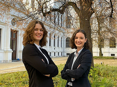 Telders Moot Court Team in the inner courtyard of the main building of the University of Graz ©Anna Lena Hörzer 