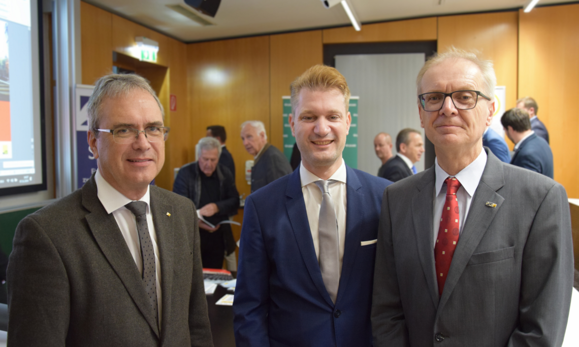 v.l.n.r. Rektor der Universität Graz Herr Mag. Dr. Peter Riedler, Dekan Herr Univ.-Prof. Dr. Dr. Georg Schneider und Studiendekan Herr Ao.Univ.-Prof. Dr. Heinz Königsmaier, Foto: SBESS 