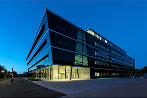 Max Planck Institute for the Science of Light (MPL), Erlangen, Germany. Prof. Peter Banzer led a research group at MPL for many years. Image: MPL