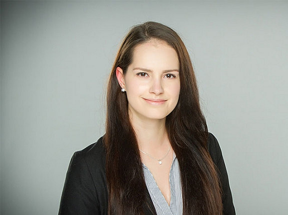 Portrait ©@ privat Fanni Elek