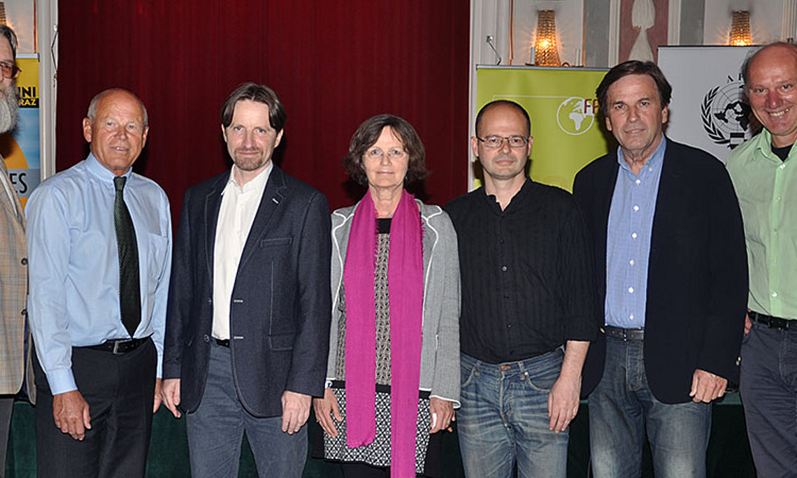 Prof. Peter Teibenbacher (Global Studies), Heinz Felsner, Ernst Sittinger, Trude Kalcher, Bernhard Ungericht, Franz Voves und Josef Zotter (v.l.)