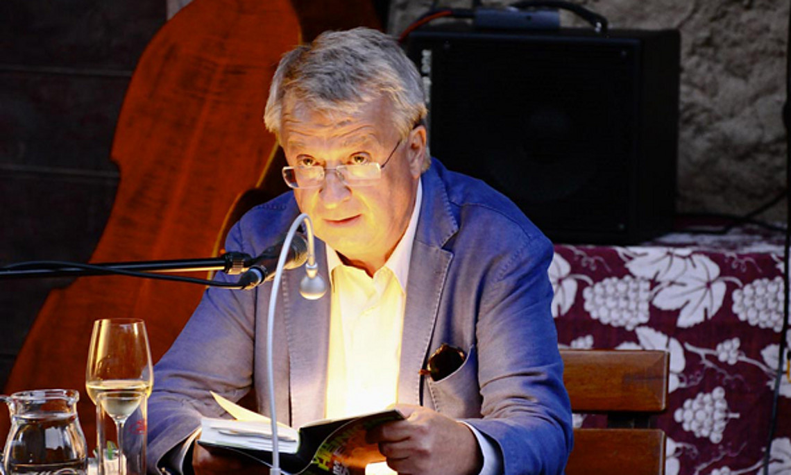 Krimiautor Veit Heinichen ist Gast bei der Langen Nacht der Museen, die am 3. Oktober 2015 auch an der Uni Graz über die Bühne geht. Foto: Veit Heinichen