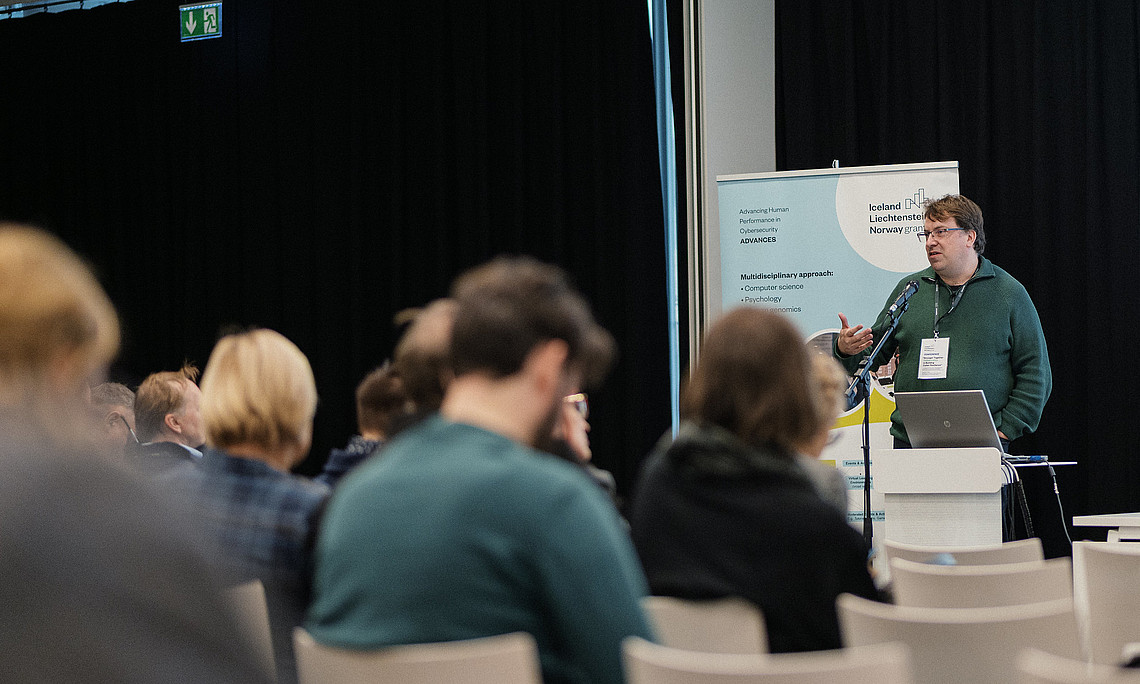 The Arqus Alliance invites teachers to participate in a series of online workshops.