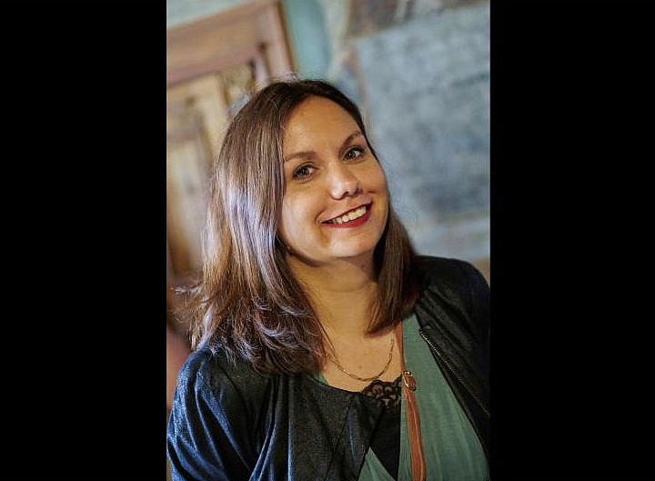 Portrait Katrin Nahidi 