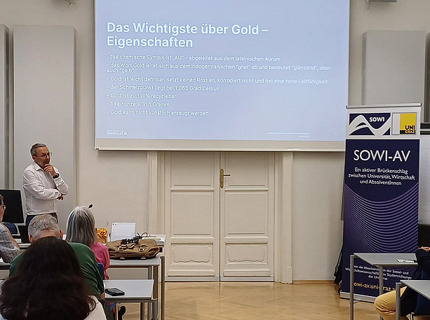 Herr Stolz trägt vor ©Uni Graz/Mag. Dominik Possert