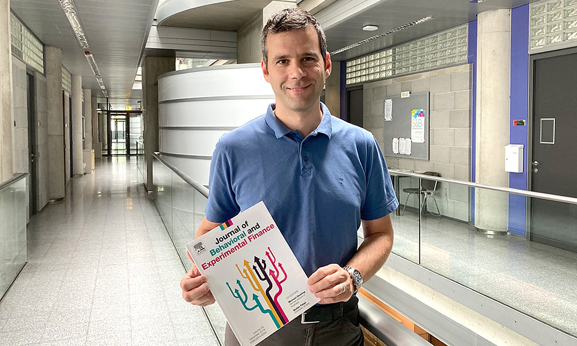 Stefan Palan mit Journal 