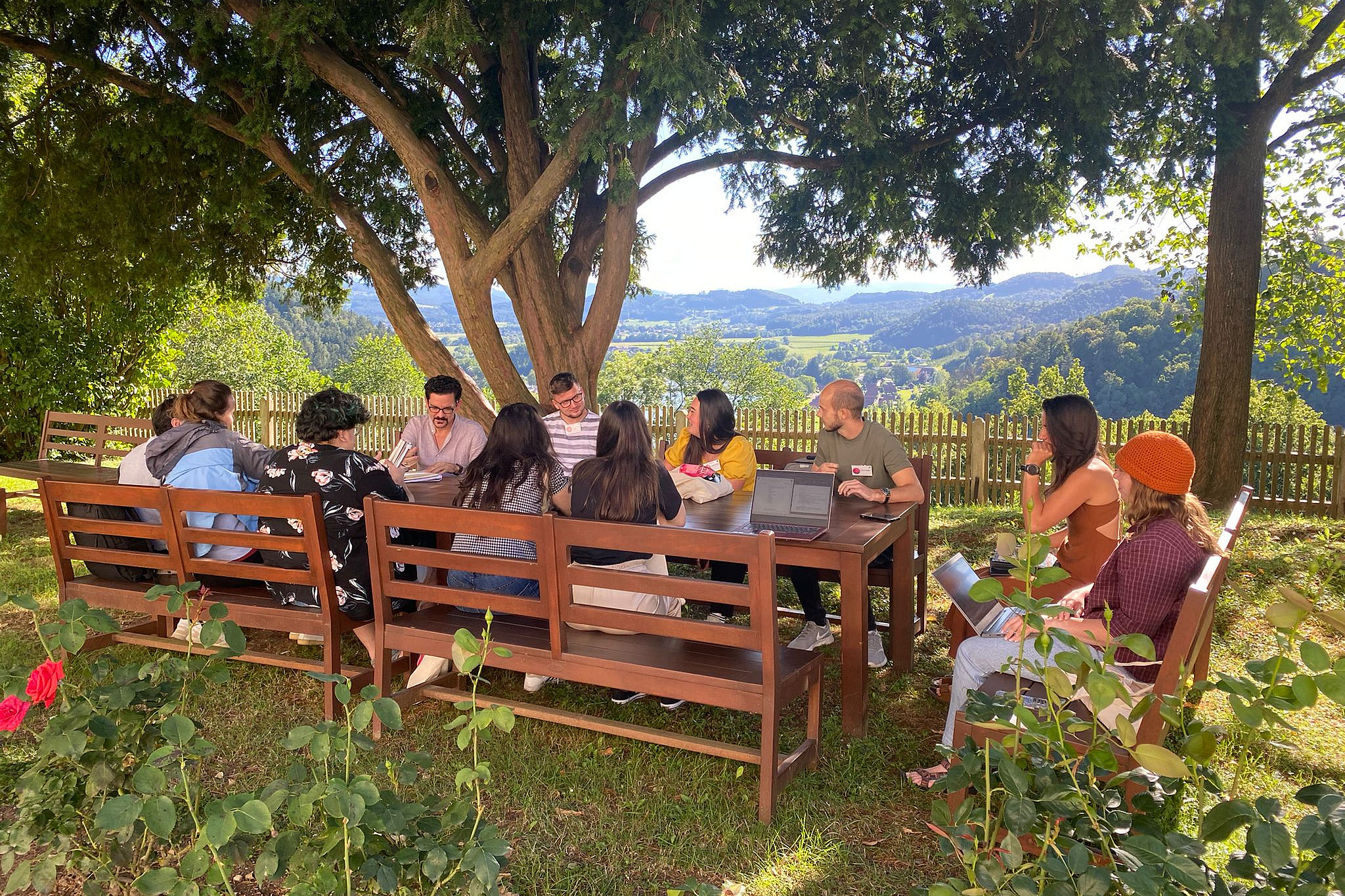 Participants of past Graz International Summer School Seggau. Photo: GUSEGG 