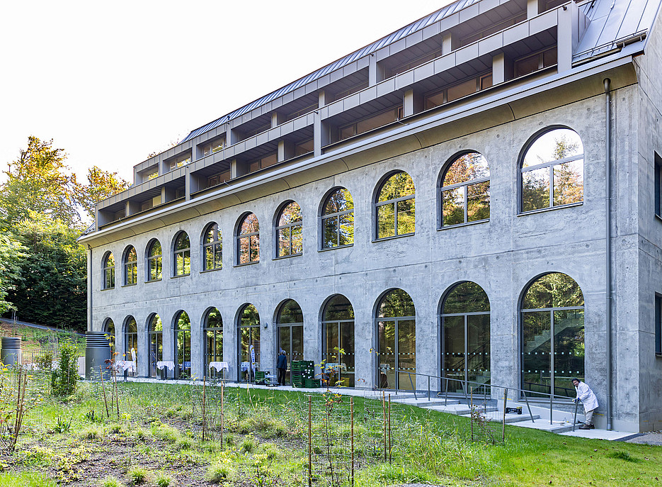 Ein Haus im Wald ©Foto Fischer