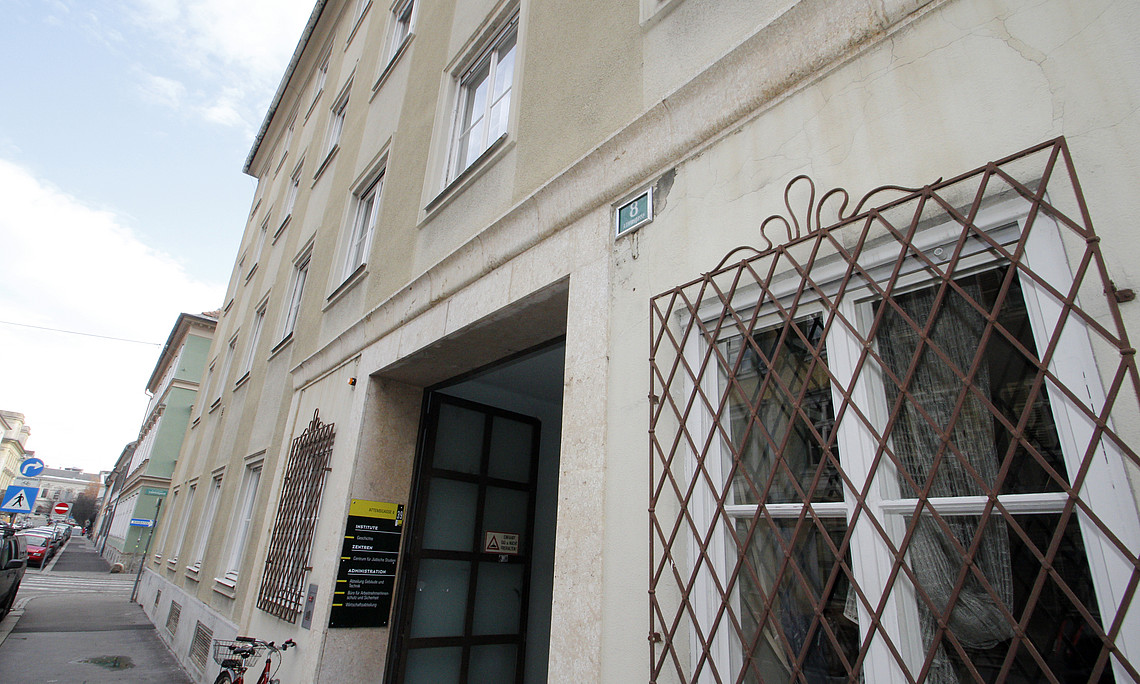 Uni Graz, Attemsgasse 8
