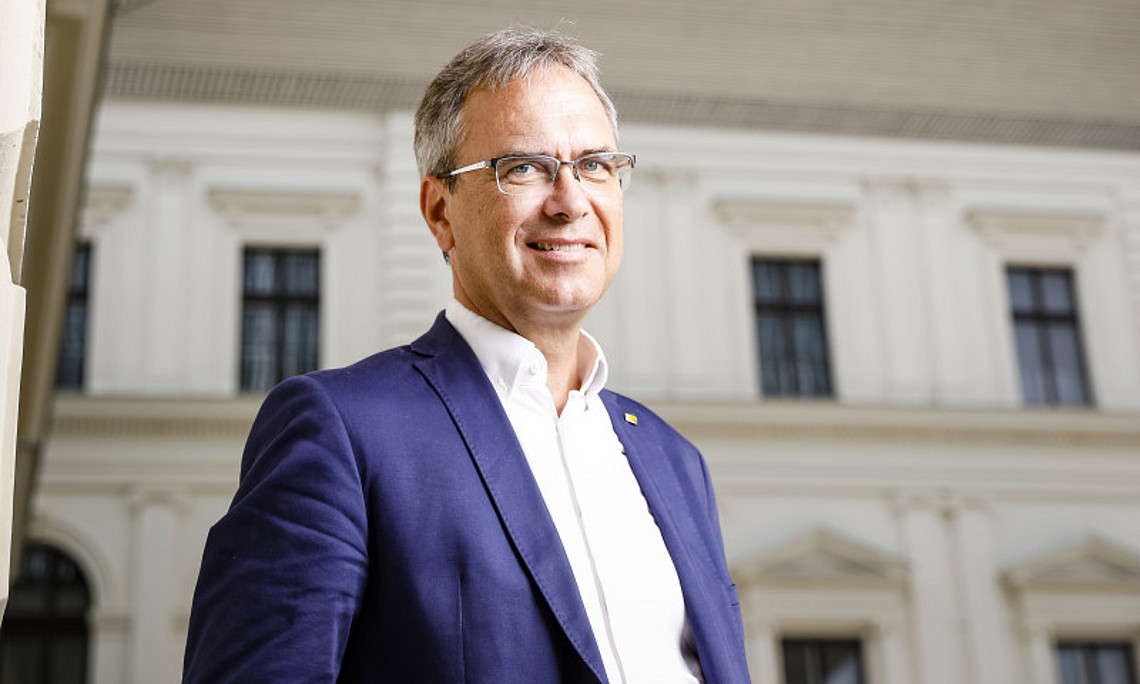 Peter Riedler will remain Rector of the University of Graz: He was elected by the University council on 23 June. Photo: Luef
