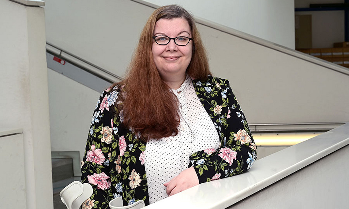 Die Dissertantin Anna Klambauer hat eine Stelle am Institut für Anglistik, finanziert im Rahmen des Projekts "Promotion ohne Limit". Foto: Uni Graz/Pichler