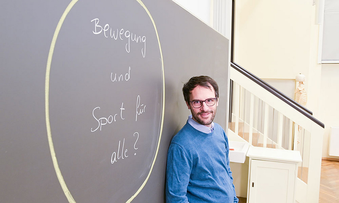 Sebastian Ruin's aim is to offer attractive, low level opportunities to move one's body or do sports for all groups of society. Photo: Uni Graz/Tzivanopoulos
