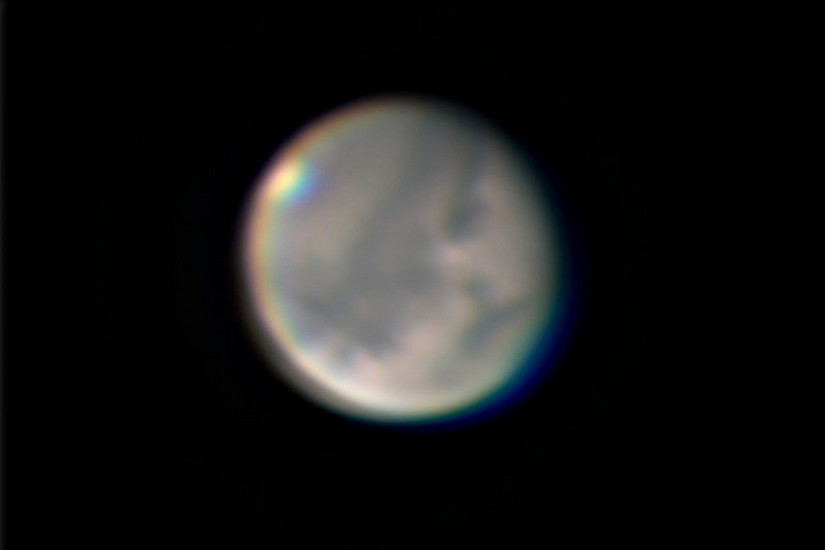Mars am 15. Sep. 2020, die beiden Bilder sind im Abstand 1 h 15 min aufgenommen. Man erkennt sehr schön die Rotation durch die Verschiebung der Oberflächenstrukturen. Foto: Arnold Hanslmeier, Privatsternwarte