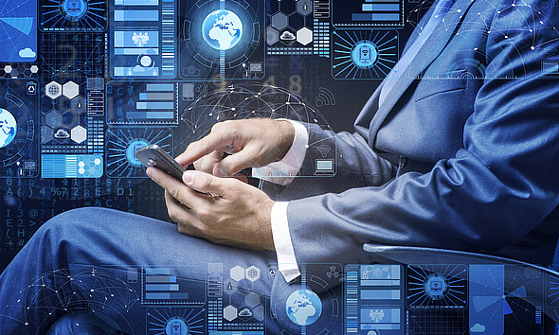 Business; Digital; Fürhungskräfte; Anzug