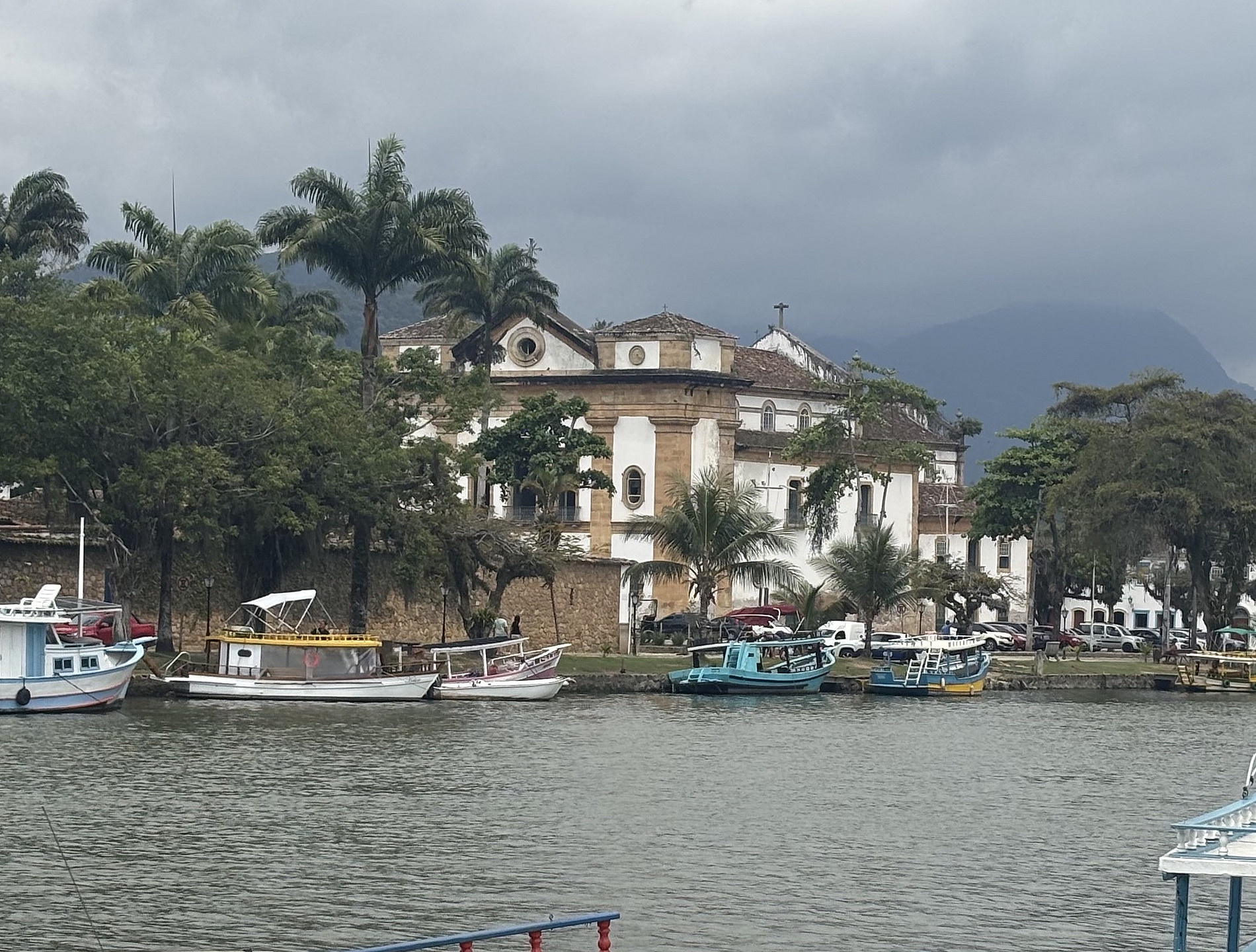 pelotas ©© RJ Seitz