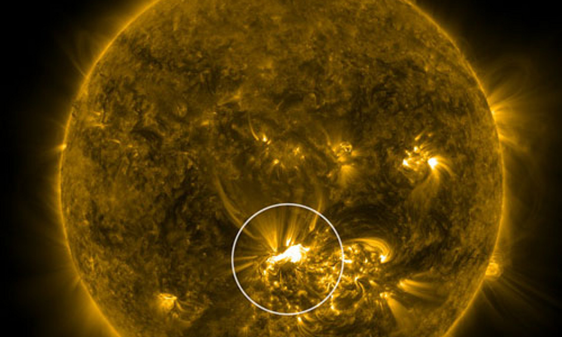 Sonnenstürme treffen die Erde immer wieder - im schlimmsten Fall lösen sie grobe Störungen im Erdmagnetfeld aus. Bild: NASA/SDO, 12. Juli 2012