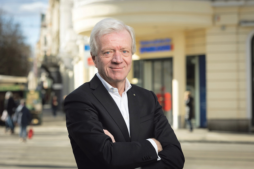 Gerhard Fabisch, Vorstandsvorsitzender Steiermärkische Sparkasse im Freien ©©Werner KRUG,www.derkrug.at, 2023