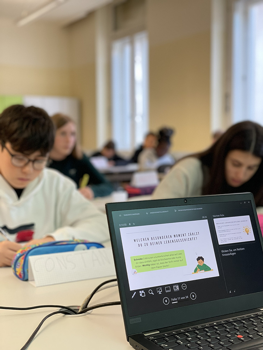 Das Gedächtnis des Klassenzimmers. Multidirektionales Erinnern in Grazer Schulen. 